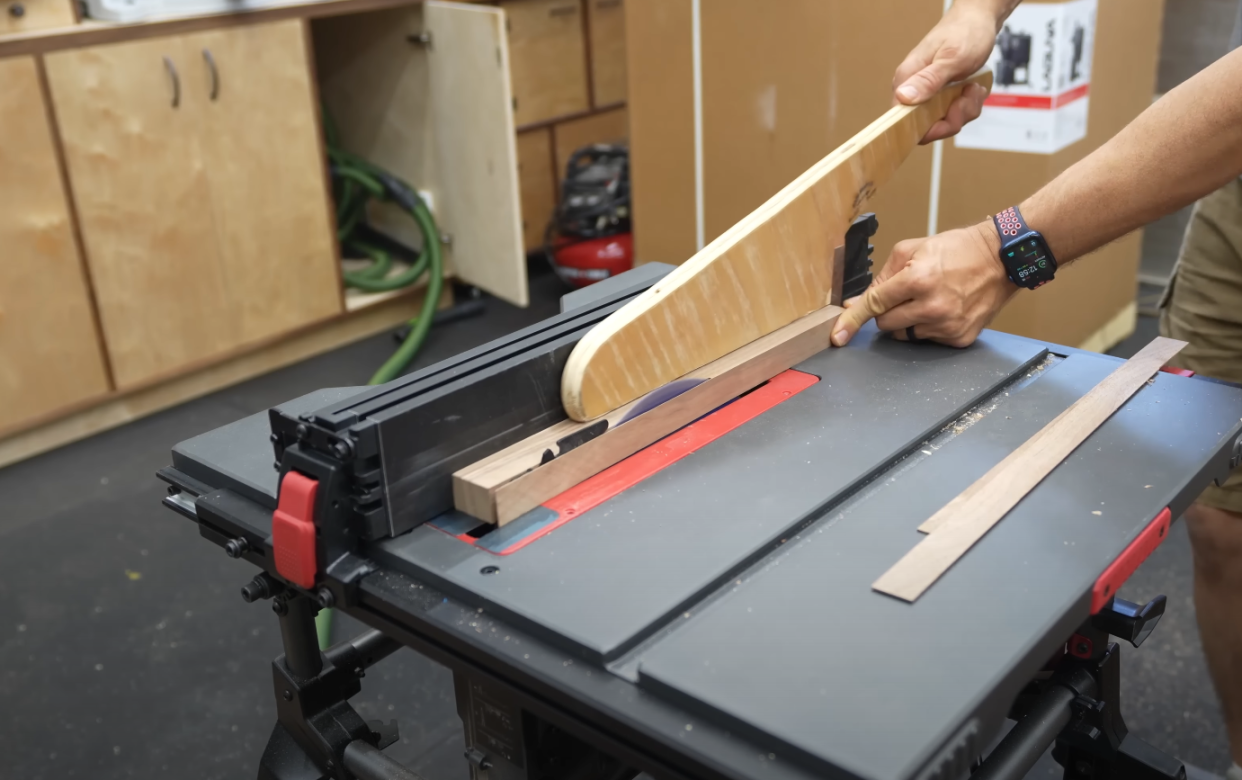 The Best Table Saw For Beginners —  Woodworks