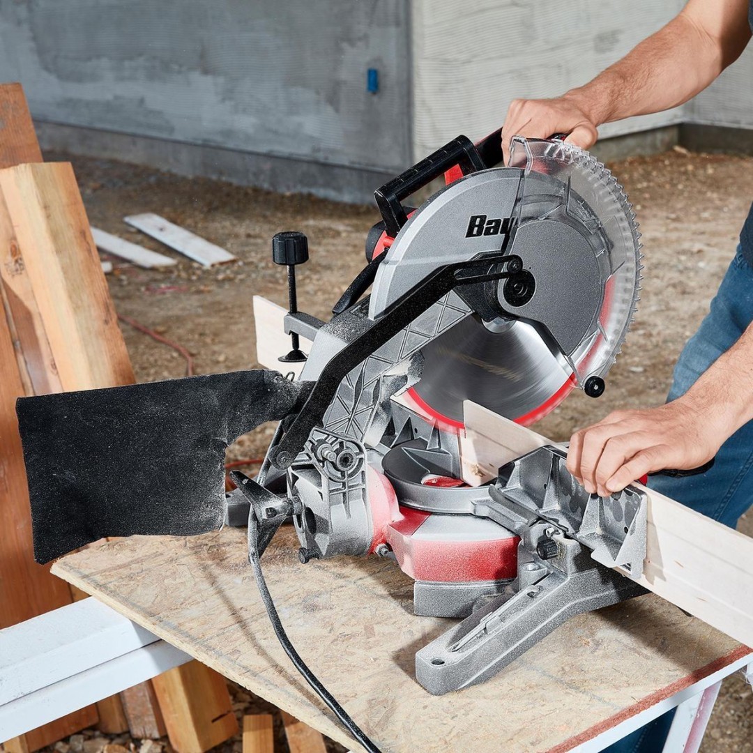 BAUER " Single Bevel Compound Miter Saw