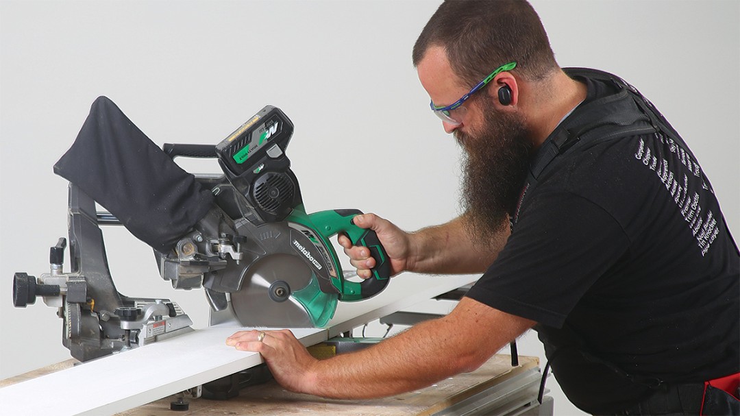 Compact Cordless Miter Saws - Fine Homebuilding