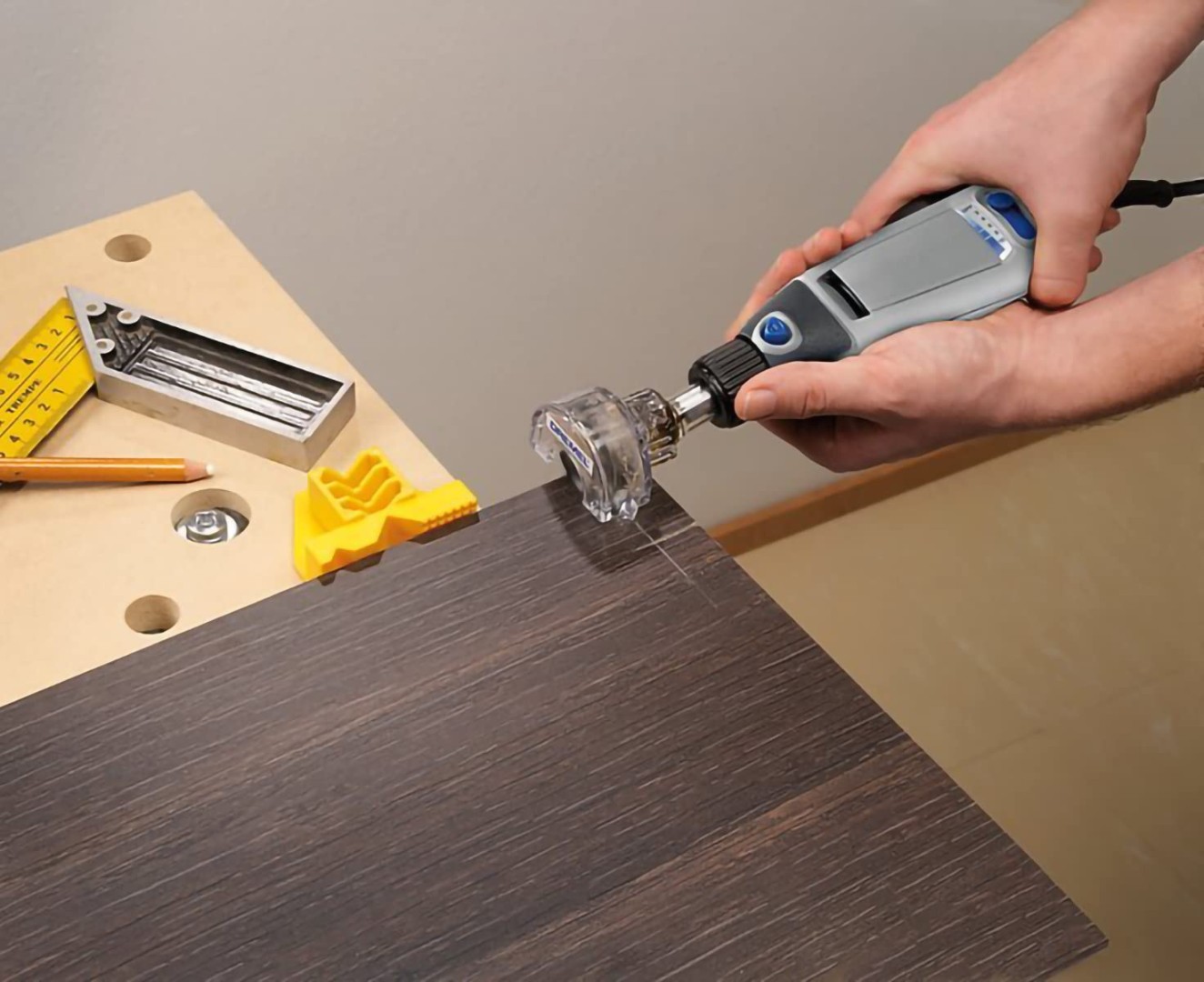 Dremel  Mini Saw Befestigung : Amazon