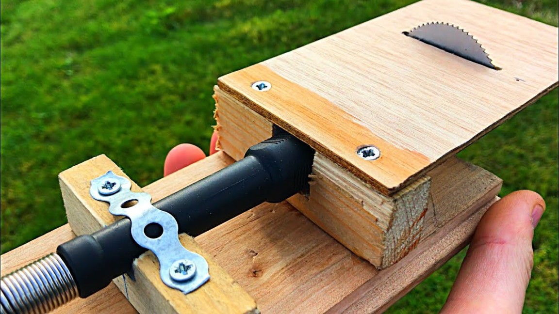 How to make mini Table Saw using Rotary Dremel Tool DIY